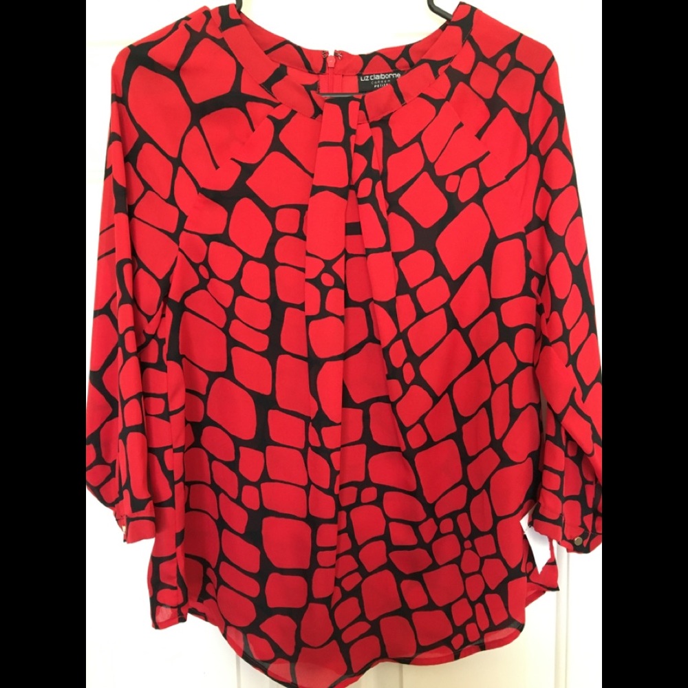 Beautiful blouse that’s so comfortable to wear